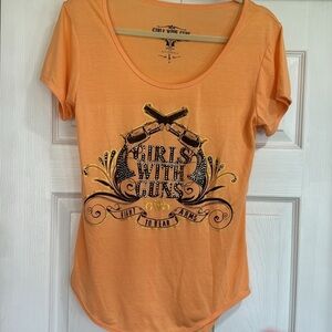 Girls with guns high low T-shirt